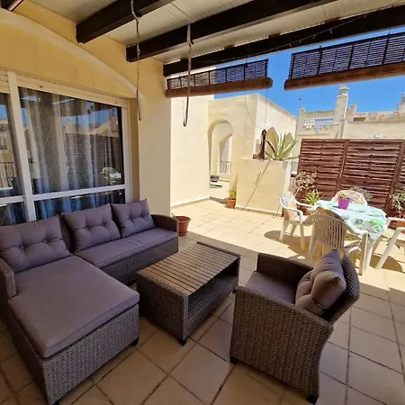 Apartamento ático En La Playa